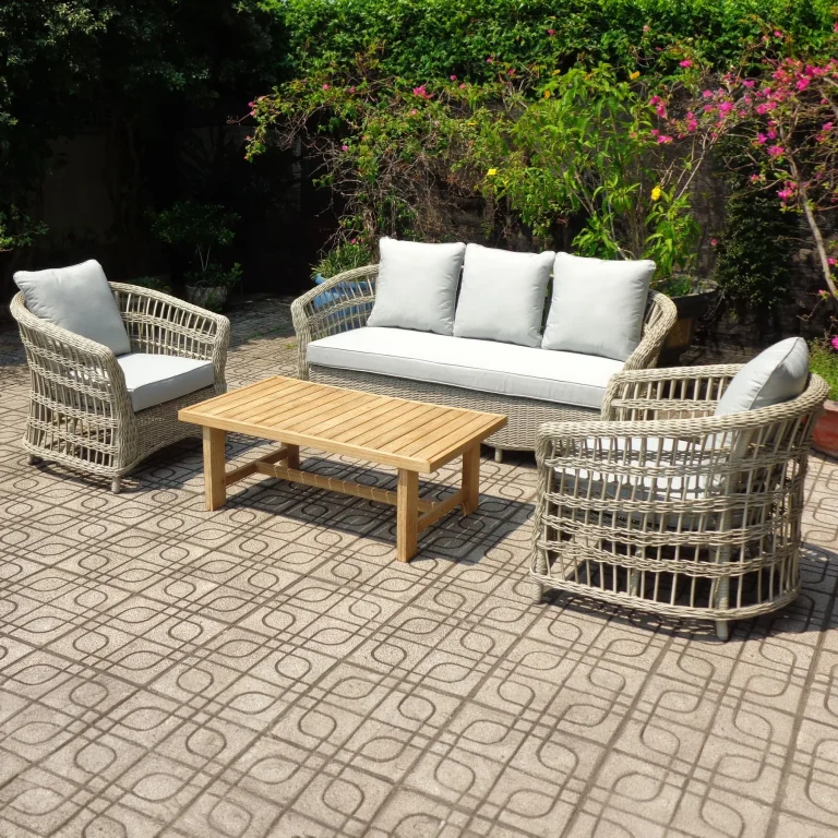 Garden Furniture Buying Guide UK: Materials, Types & Care