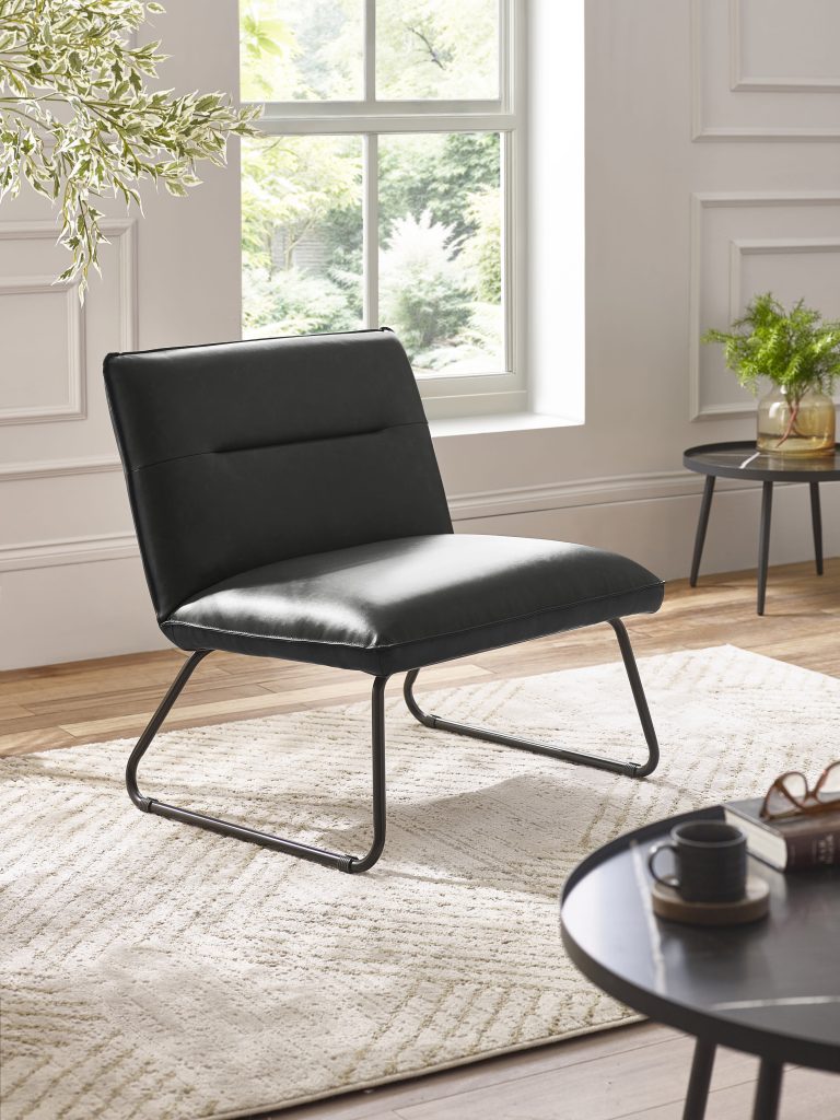 Mesh vs Leather Office Chair: Which Suits You?