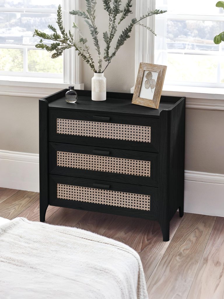 How to Choose a Chest of Drawers