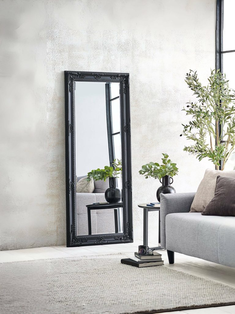 Best Mirrors for a Small Bathroom