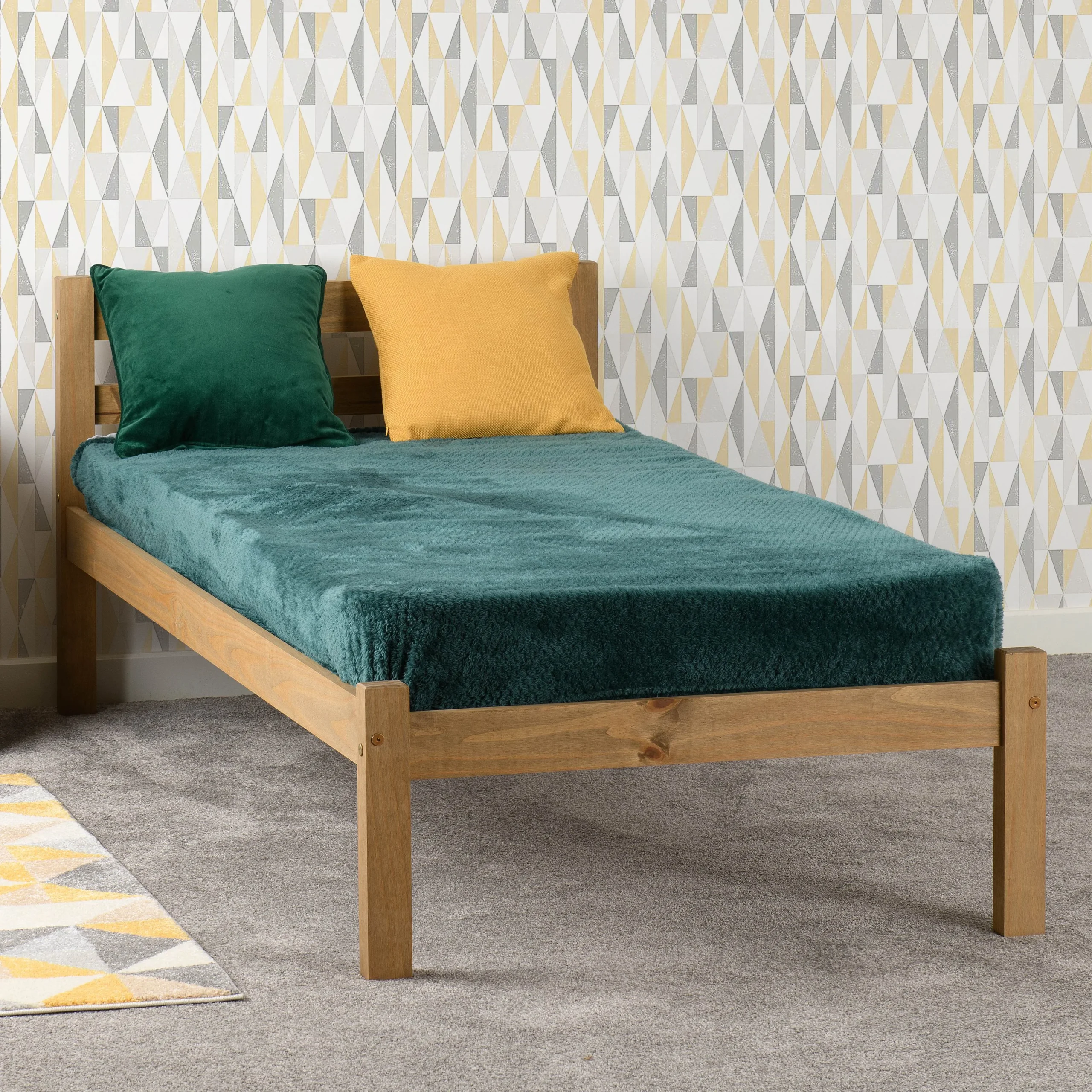 Best Beds for a Small Bedroom