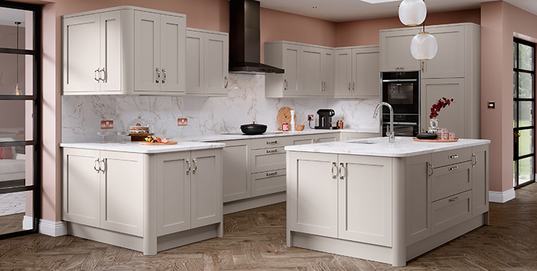 Rivington matt shaker kitchen
